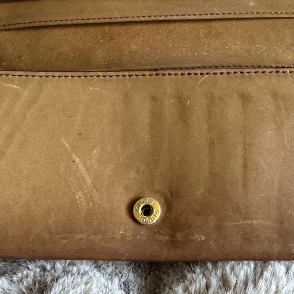 Brown Gucci Leather Studded Wallet - Picture 4 of 7